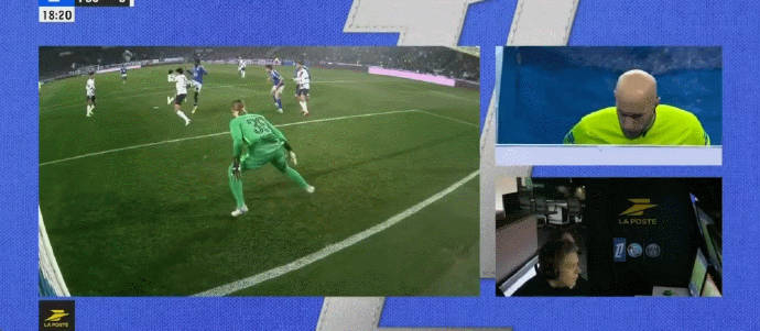 法甲倒计时；勒沃库森冲刺阶段门线救险；细节引发关注；态度坚定；球探报告显示潜力的简单介绍