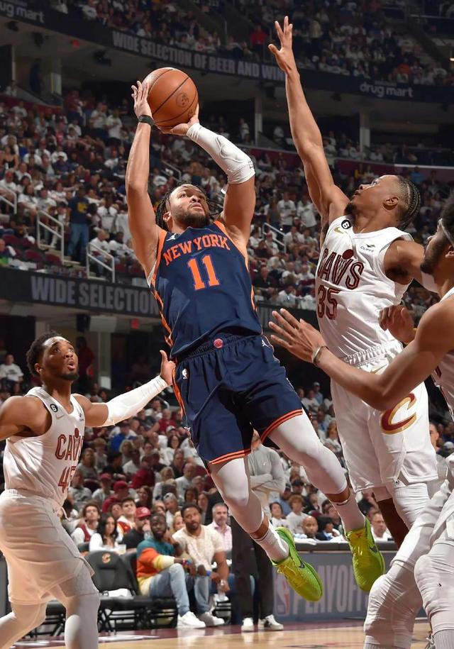 英雄联盟赛程-加时末段NBA常规赛传出新动向，芝加哥公牛更衣室发声，管理层表态——赛场秩序良好，年轻球员得到机的简单介绍